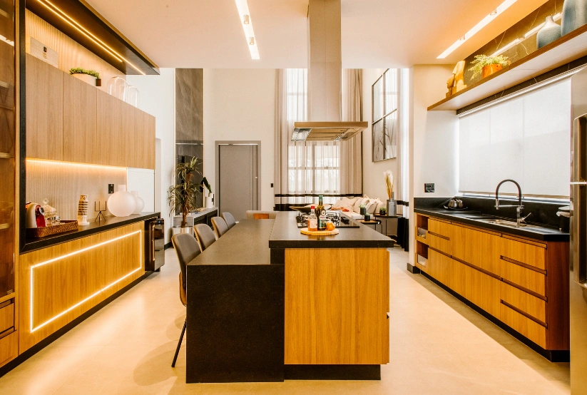 Two-Tone-Contrasting-Colour-Palettesv-Kitchens